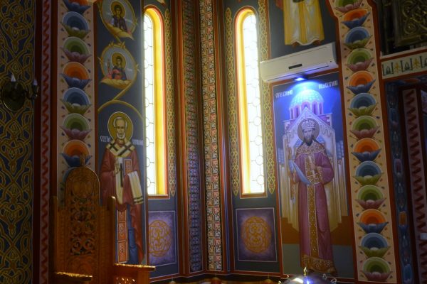 Унутрашњост храма