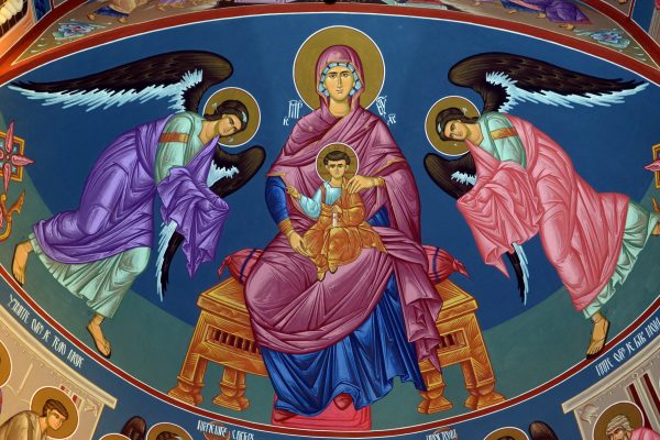 Унутрашњост храма