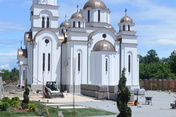 Изградња храма