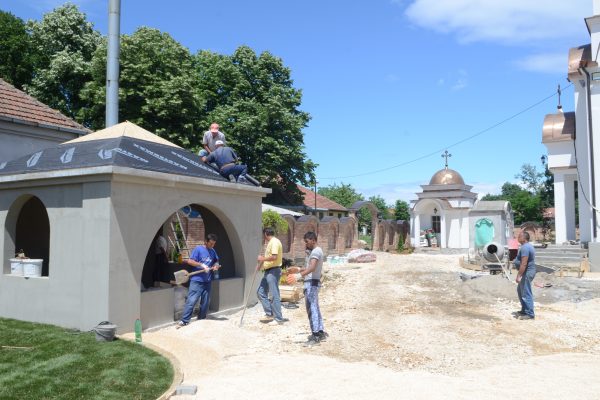 Изградња храма