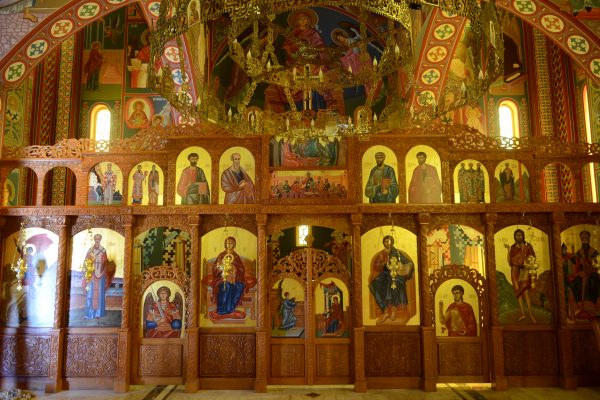 Унутрашњост храма