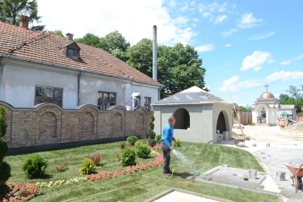 Изградња храма