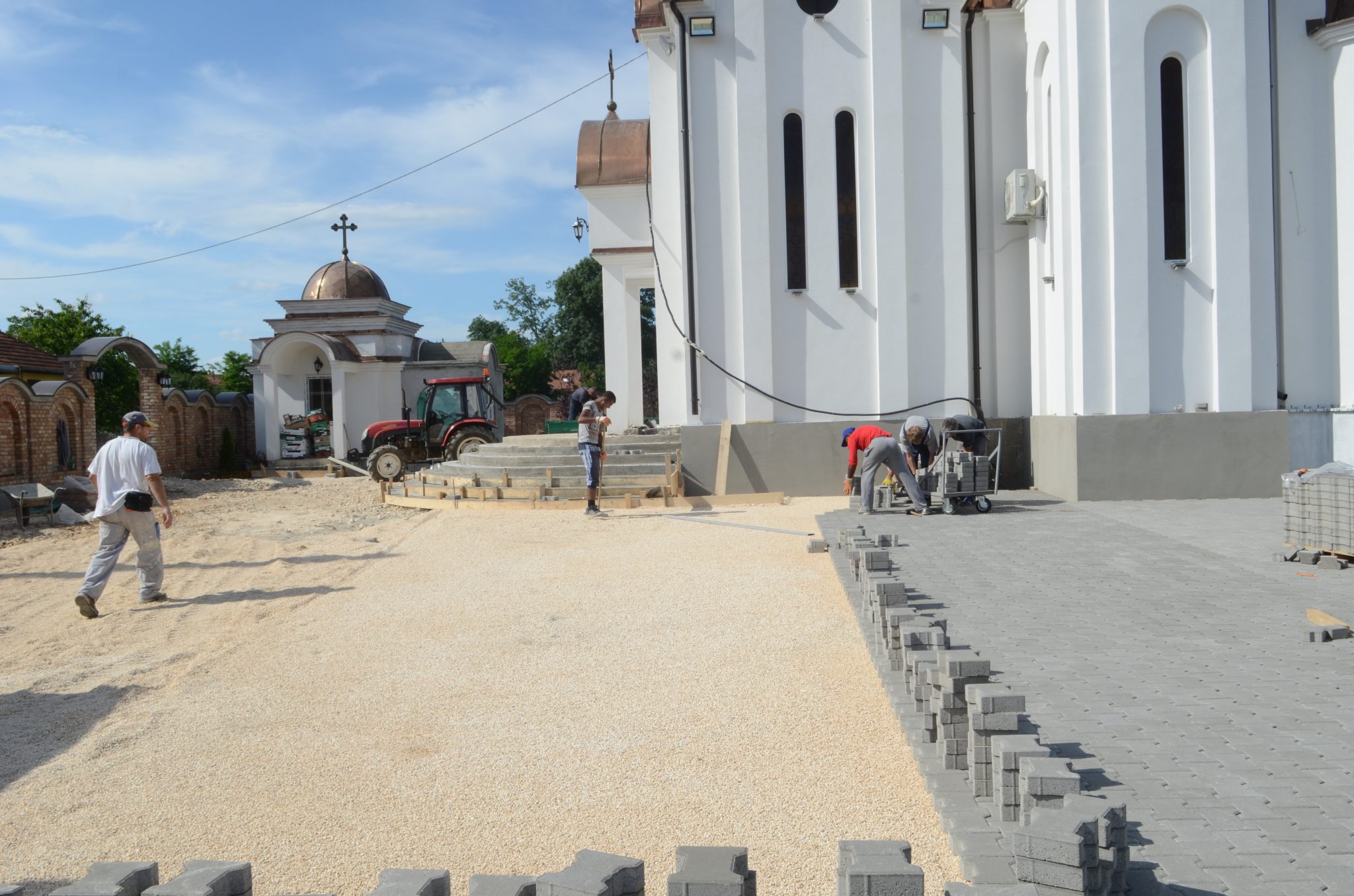 Изградња храма
