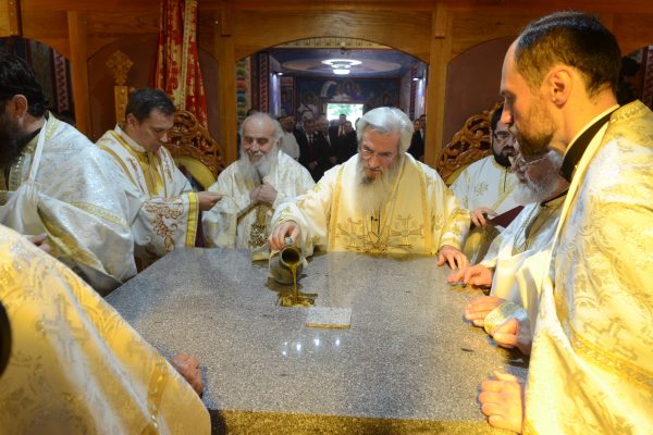 Освећење храма и додељивање ордена Светог Саве Драгану Марковићу Палми 11.06.2016