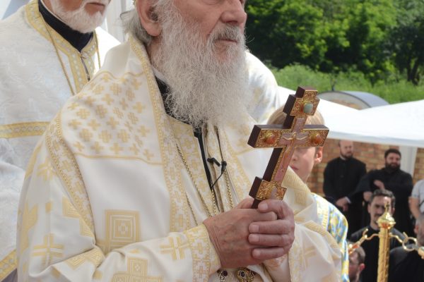 Освећење цркве и додељивање ордена Светог Саве Драгану Марковићу Палми 11.06.2016