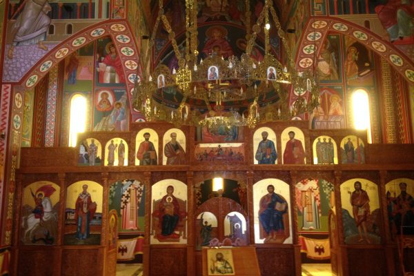 Унутрашњост храма