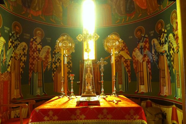 Унутрашњост храма