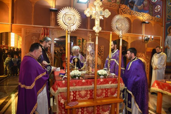 Владика шумадијски Јован у Храму СВ. Јована Крститеља служио Литургију 17.03.2017