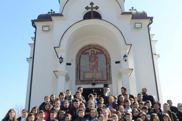 Владика шумадијски Јован у Храму СВ. Јована Крститеља служио Литургију 17.03.2017