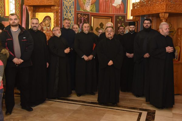 Владика шумадијски Јован у Храму СВ. Јована Крститеља служио Литургију 17.03.2017