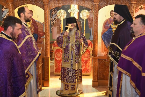 Владика шумадијски Јован у Храму СВ. Јована Крститеља служио Литургију 17.03.2017