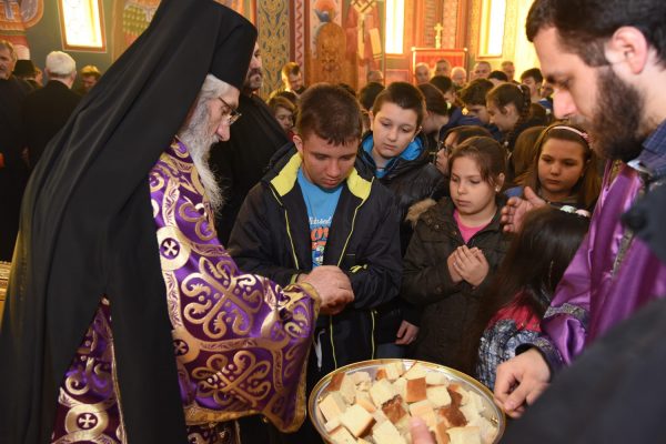 Владика шумадијски Јован у Храму СВ. Јована Крститеља служио Литургију 17.03.2017