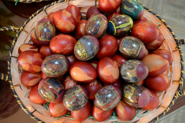 Васкрс и ускршња јаја